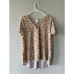 Kaileigh Neutral Colored Floral Print Short Sleeved Blouse- Size Large